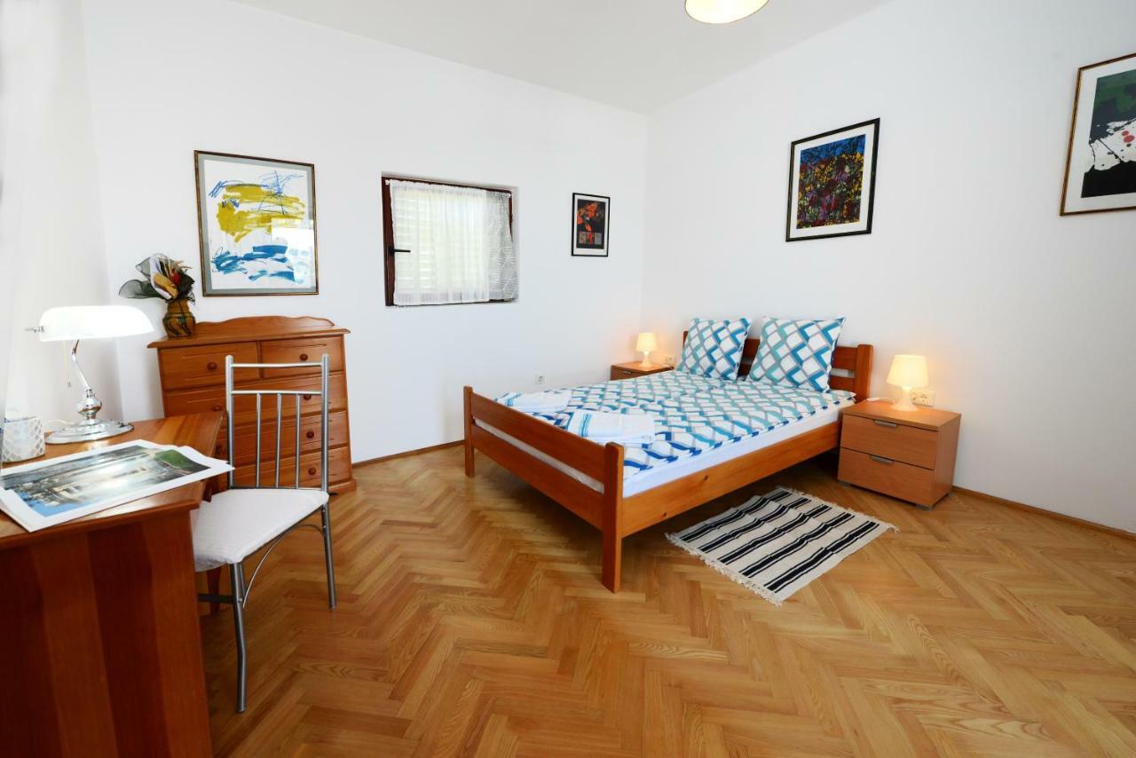 Beautiful Apartments First Row To The Sea Poreč Eksteriør bilde