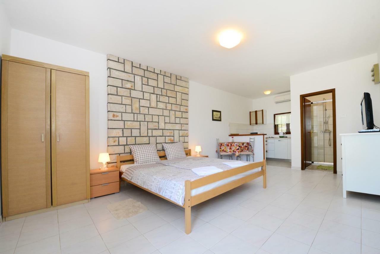 Beautiful Apartments First Row To The Sea Poreč Eksteriør bilde